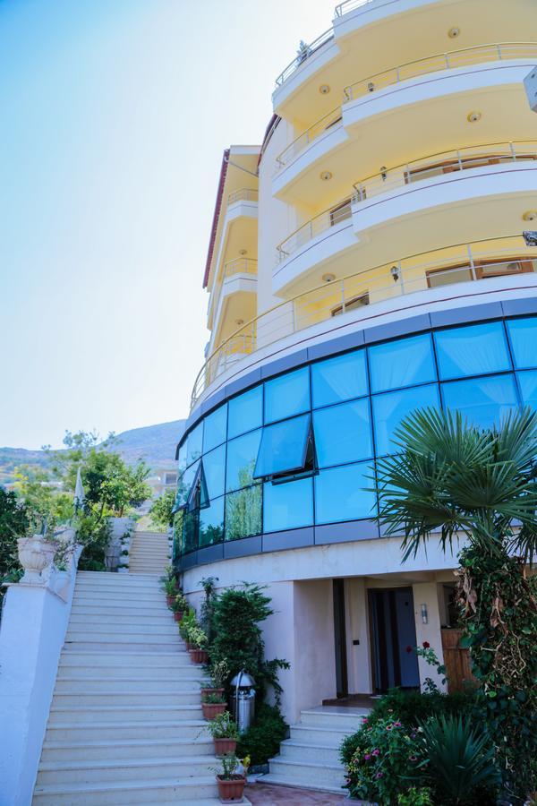Monte-Carlo Hotel Vlore Exterior photo