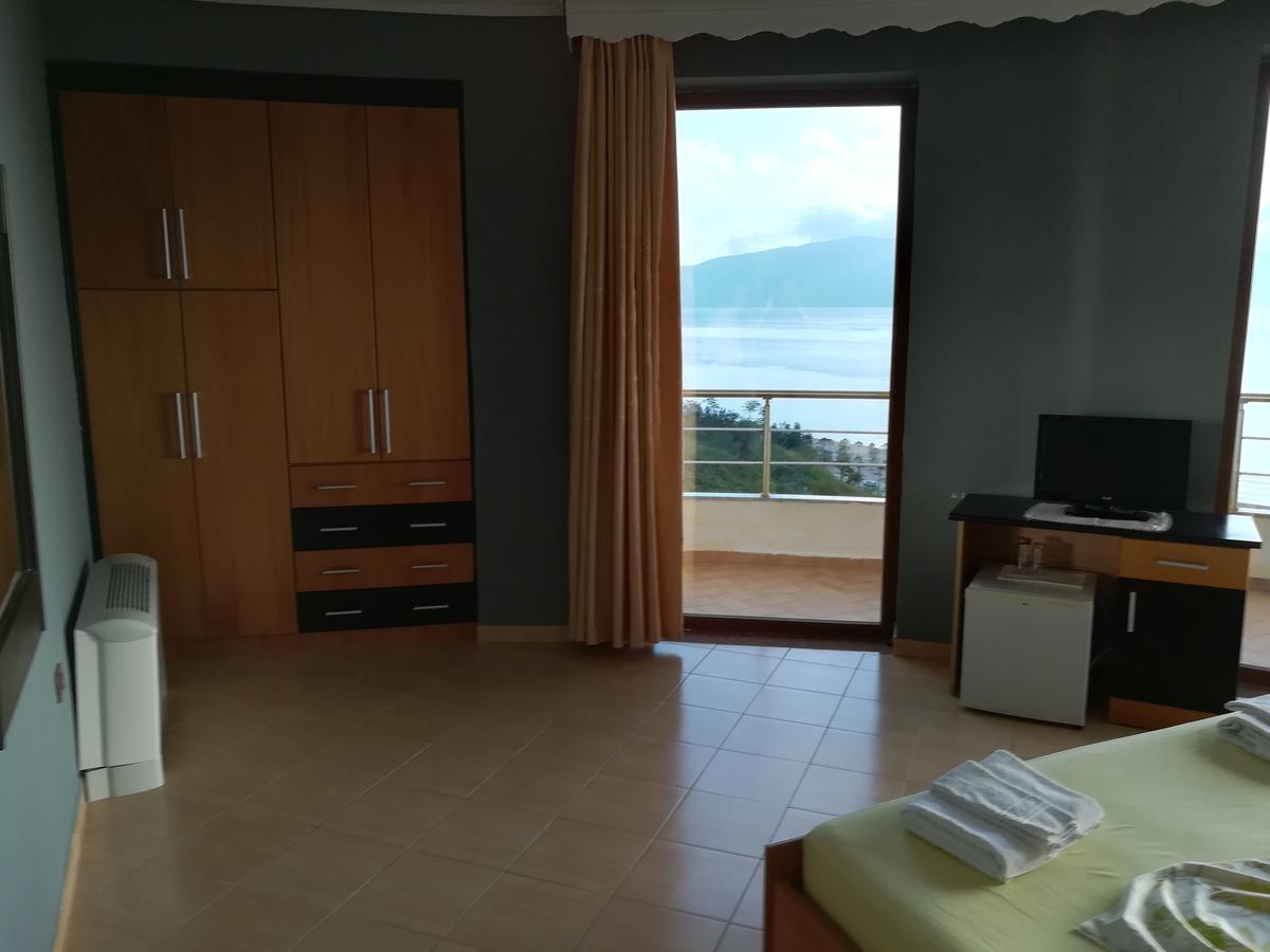 Monte-Carlo Hotel Vlore Exterior photo